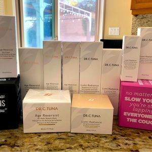 Amazing Face Care Farmasi full Set NWT 10 pieces 🧡🔥make up personal